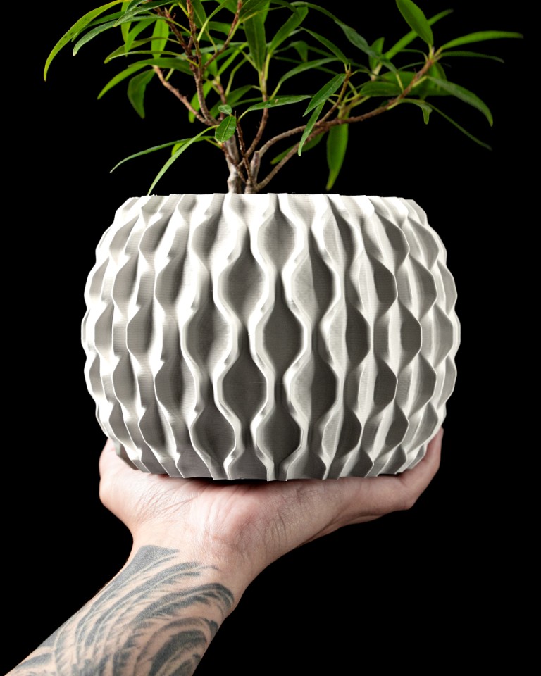 Chain Planter –